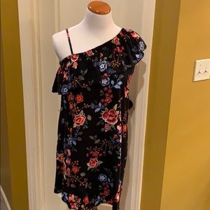 Asymmetrical black dress with flowers M